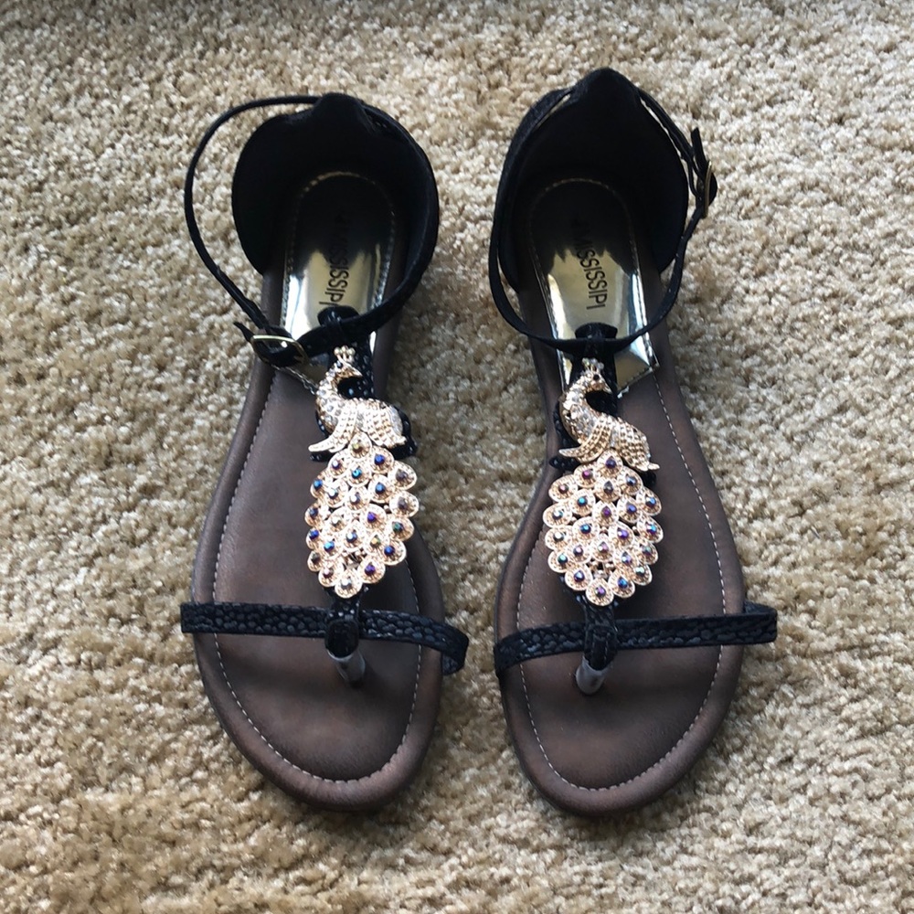 Unique Peacock Sandals !